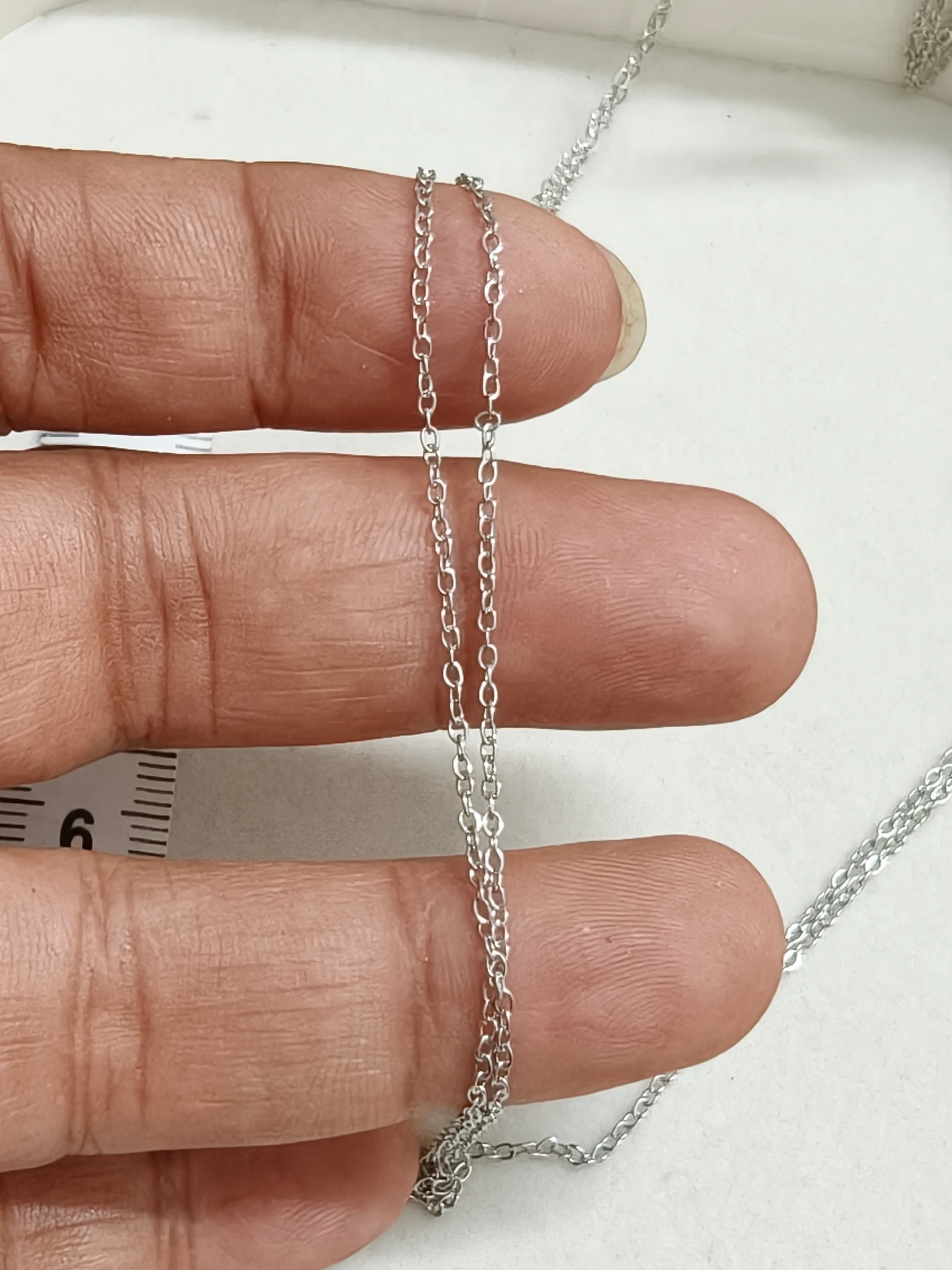 Stainless steel 0.5 mm thin chain