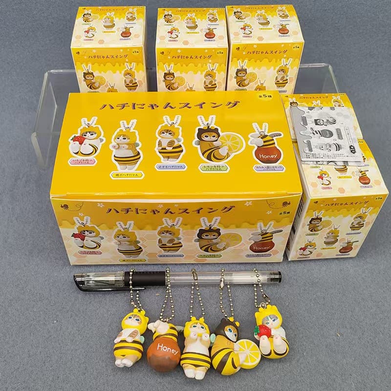 Mofusand Honey bee series